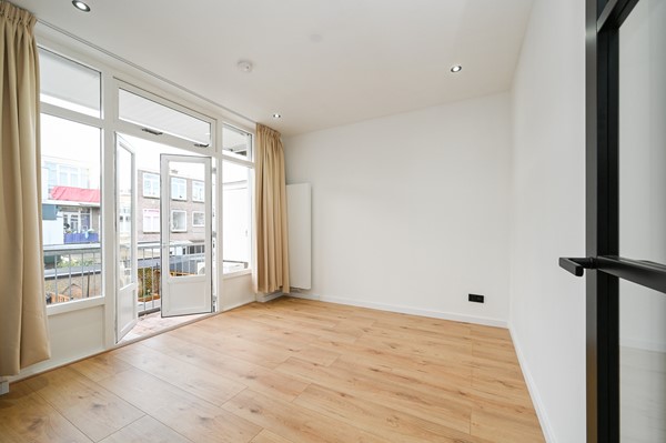 Medium property photo - Deimanstraat, 2522 BK Den Haag